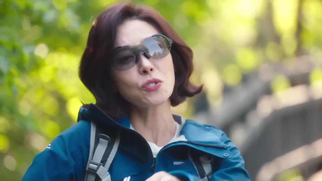 Кадры из сериала Сын маминой подруги 1 серия 1 сезон (2024)
